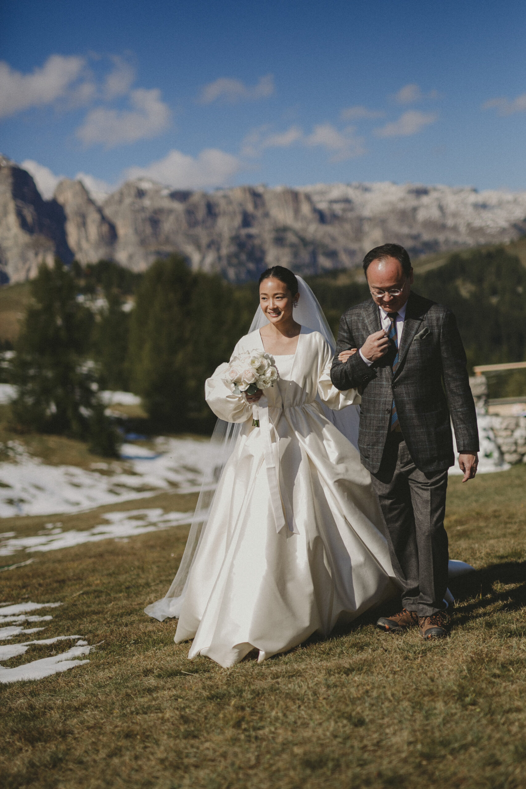 A Dolomites Wedding photographer in italy
